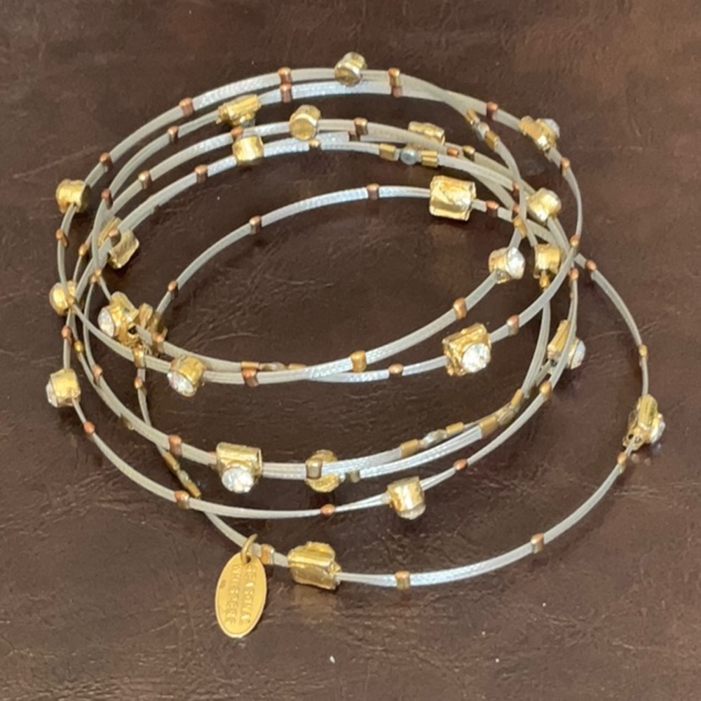 Seasonal Whispers Bracelet set. 6 in the set.